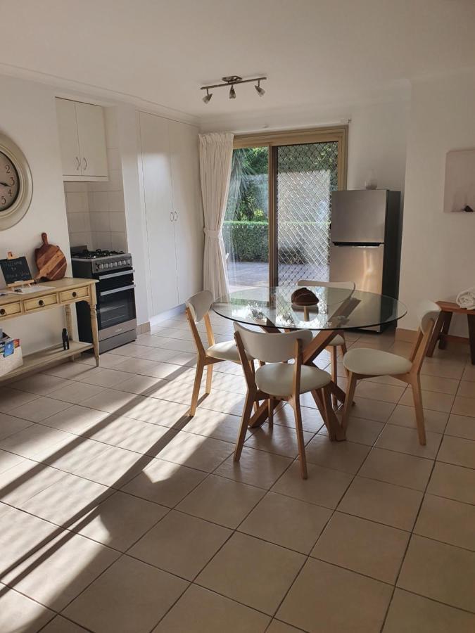 Park View Guest House Albion Park Esterno foto